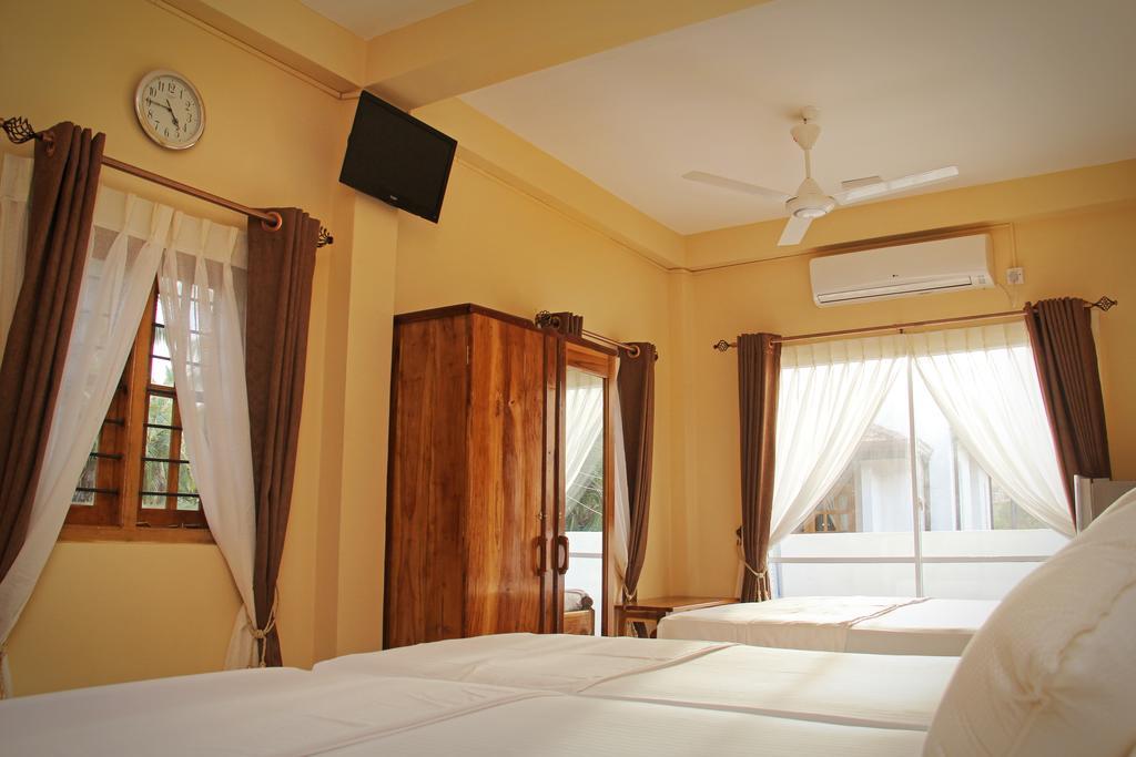 Bluewater Beach Resort Triquinimale Quarto foto